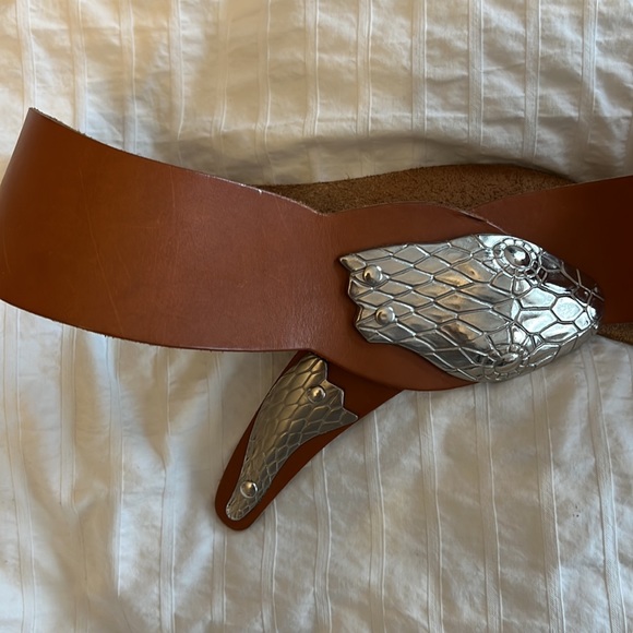 MOVING SALE! Vintage snake leather belt - Picture 2 of 8